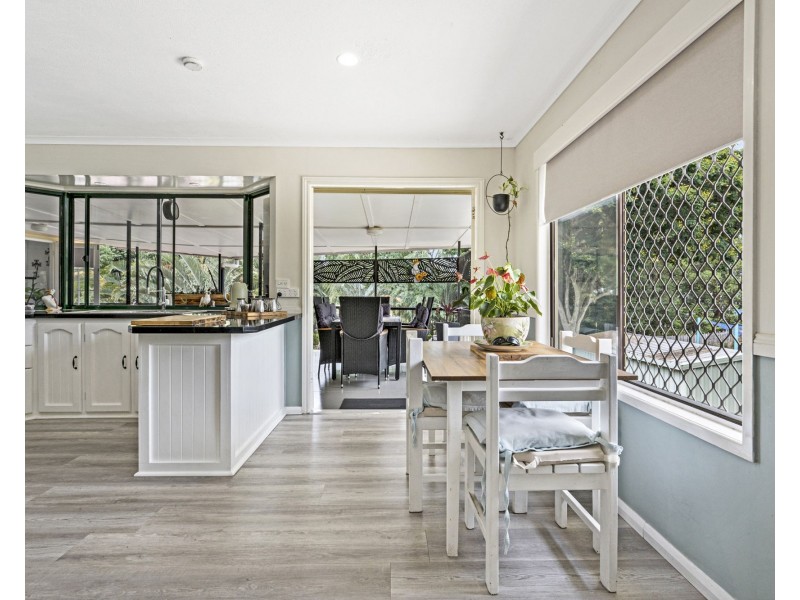 10 Colleen Street, Lawnton QLD 4501