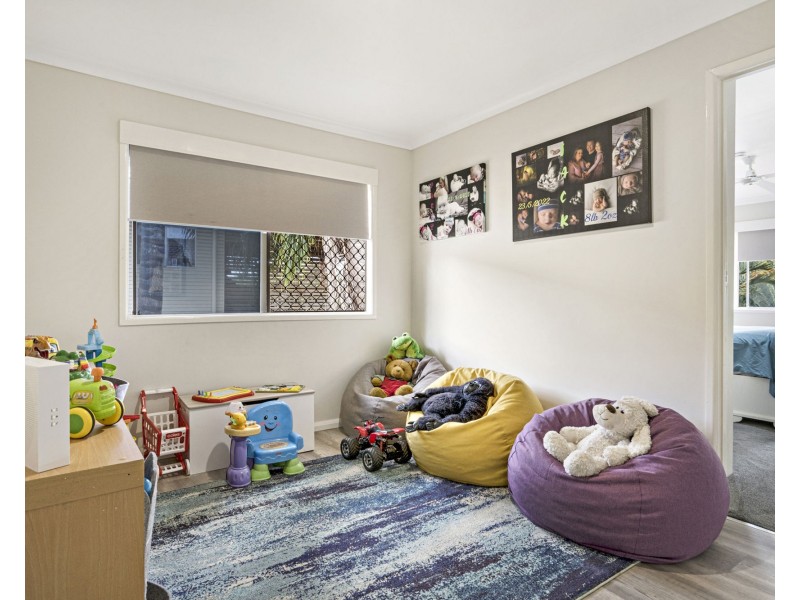 10 Colleen Street, Lawnton QLD 4501