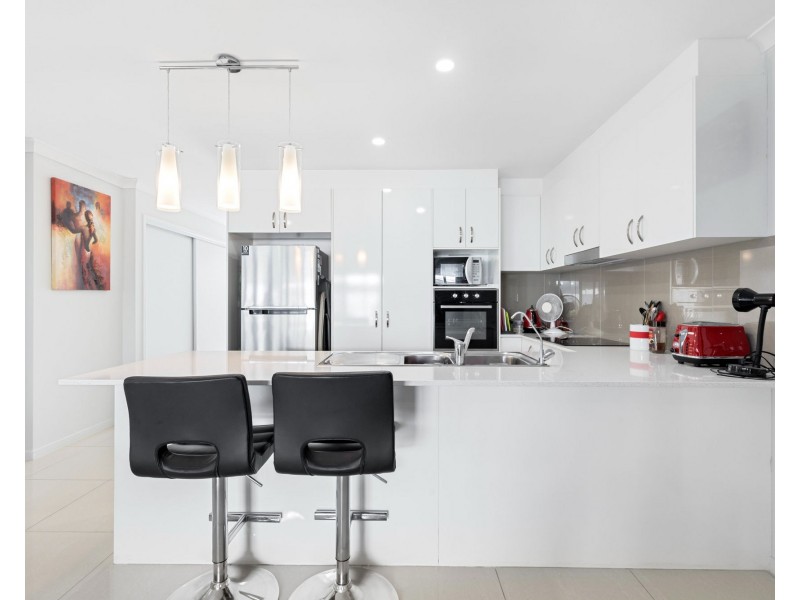 5 Burgundy Court, Caloundra West QLD 4551