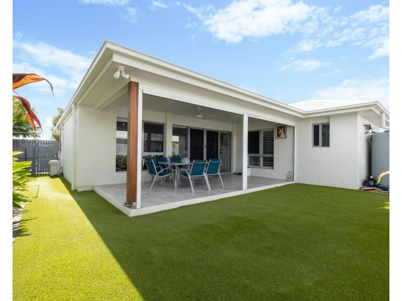 5 Burgundy Court, Caloundra West QLD 4551