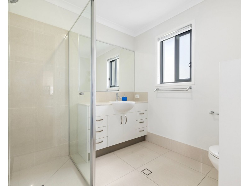 5 Burgundy Court, Caloundra West QLD 4551