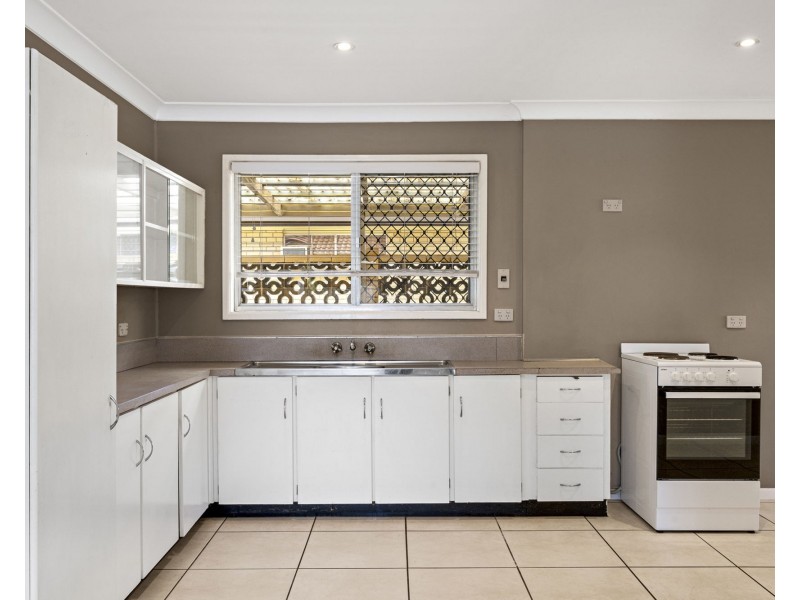 34 Cahill Street, Strathpine QLD 4500