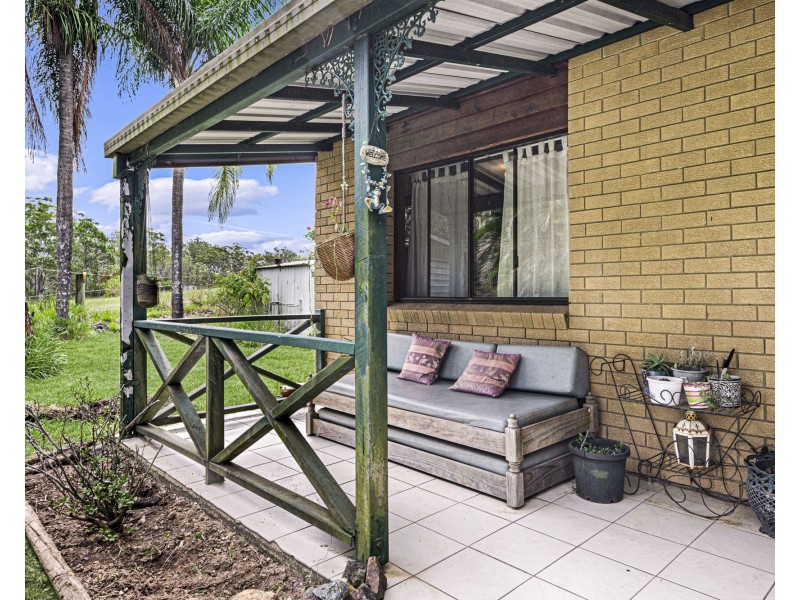 16 Avala Crescent, Elimbah QLD 4516