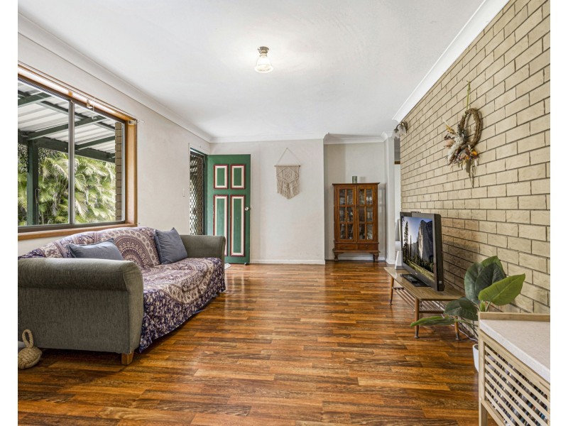 16 Avala Crescent, Elimbah QLD 4516