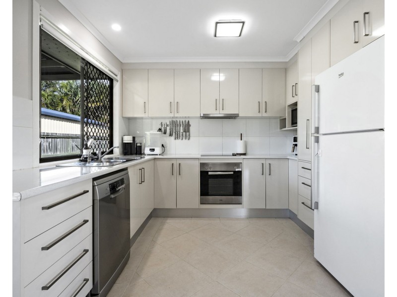 38 Aaron Street, Bray Park QLD 4500