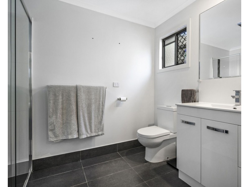 38 Aaron Street, Bray Park QLD 4500