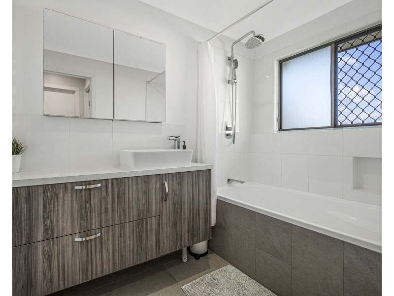 38 Aaron Street, Bray Park QLD 4500