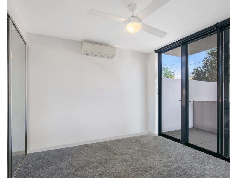 204/18 Mermaid Street, Chermside QLD 4032