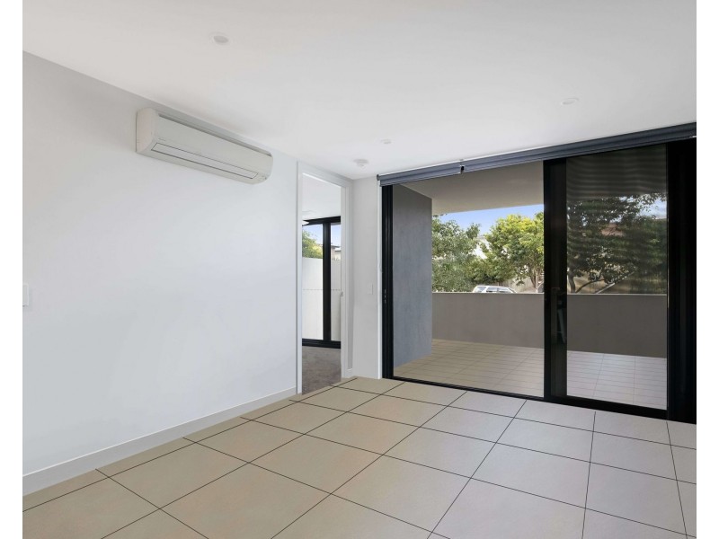 204/18 Mermaid Street, Chermside QLD 4032