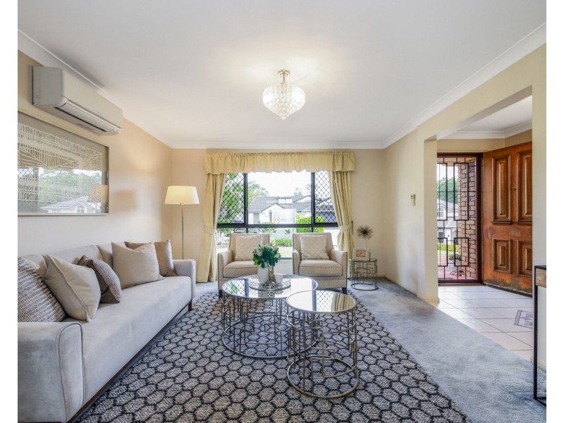 10 Redford Crescent, Mcdowall QLD 4053