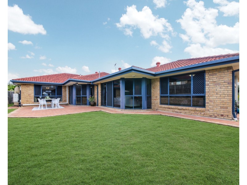 10 Redford Crescent, Mcdowall QLD 4053