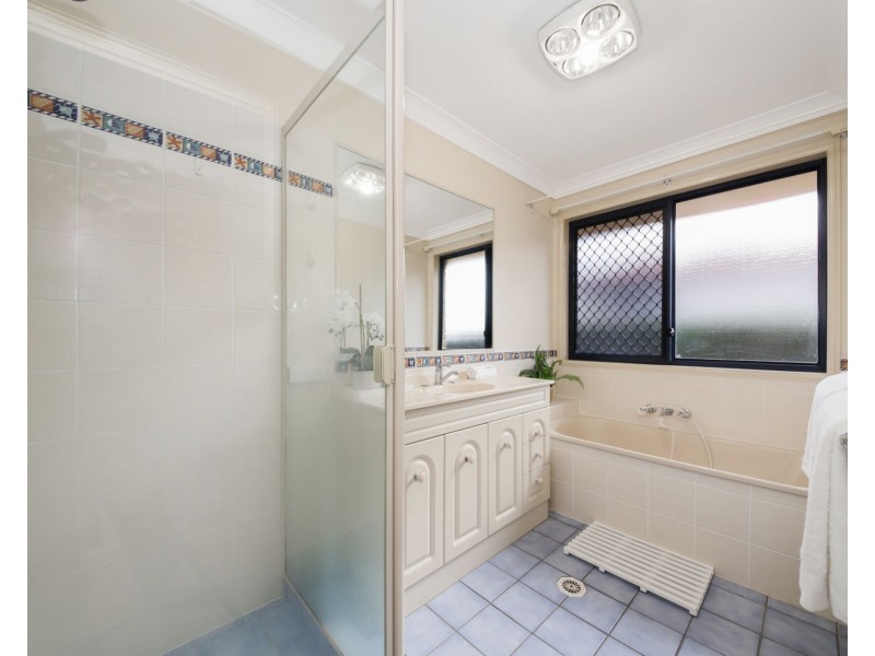 10 Redford Crescent, Mcdowall QLD 4053