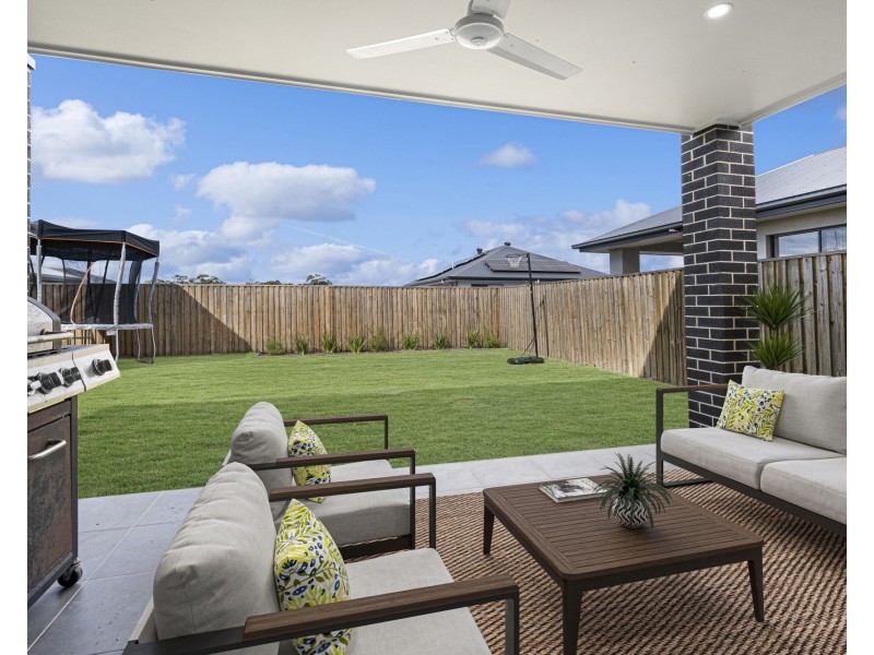 112 Halpine Parade, Warner QLD 4500
