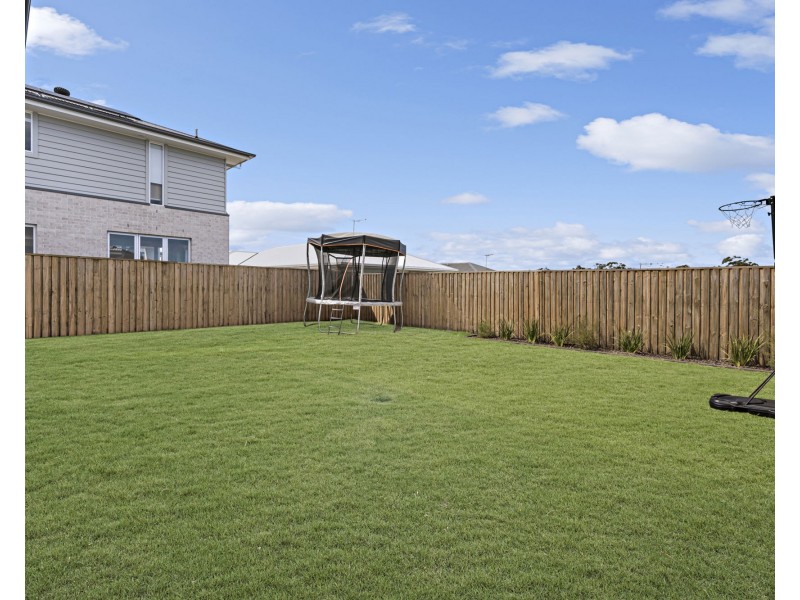 112 Halpine Parade, Warner QLD 4500