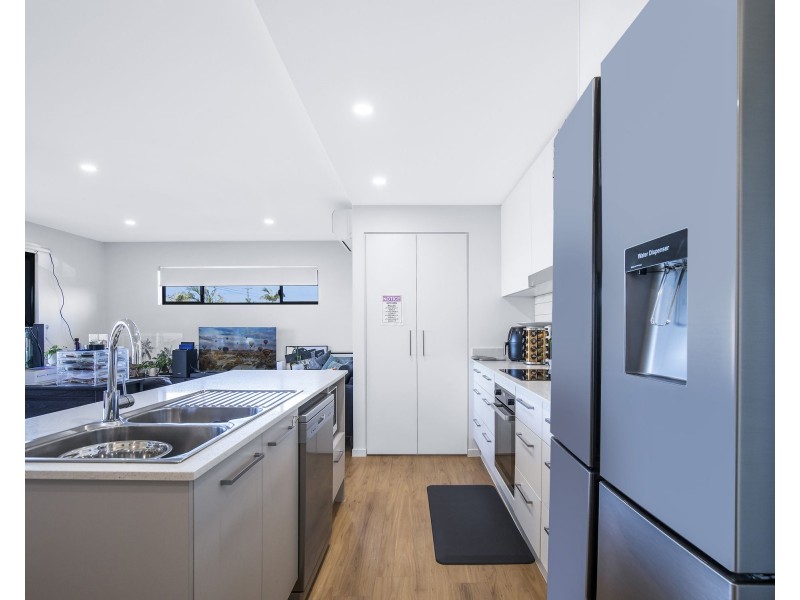 8/18 Buruda Street, Chermside QLD 4032