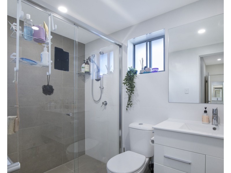 8/18 Buruda Street, Chermside QLD 4032