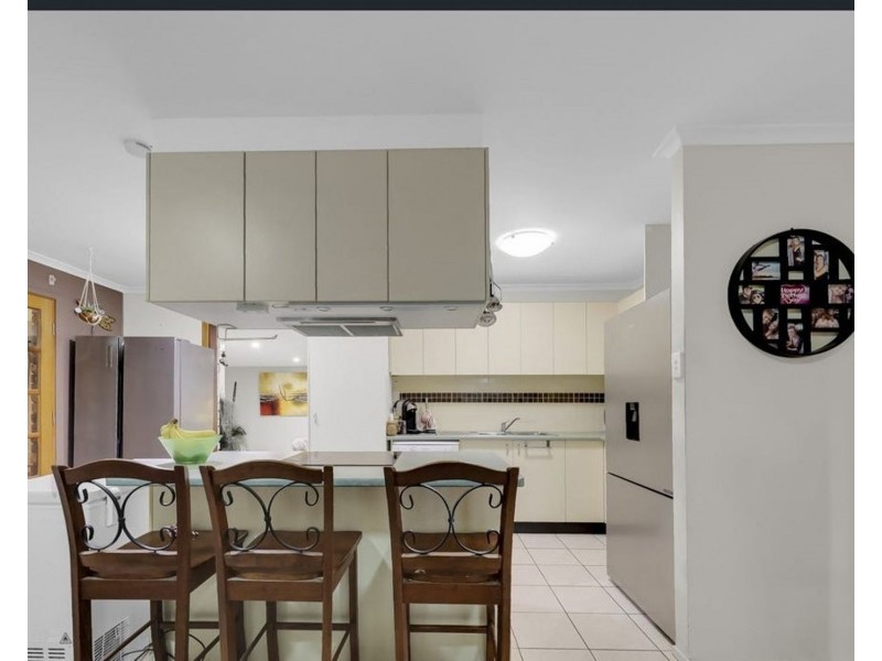 8 Poplar Place, Kallangur QLD 4503