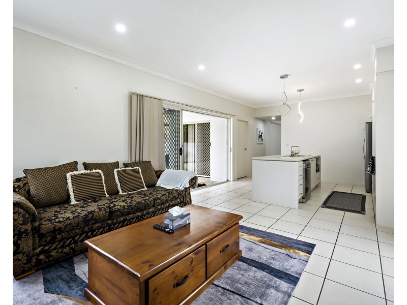 7 Surrey Close, Bald Hills QLD 4036