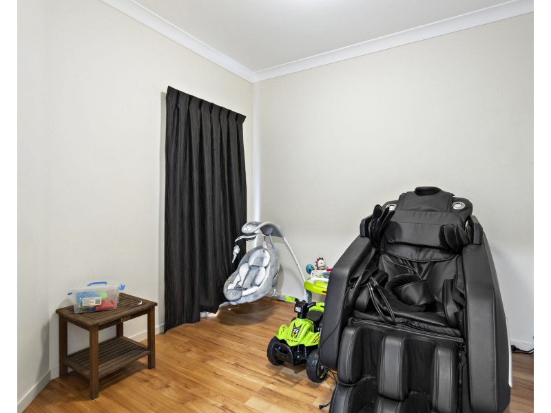 7 Surrey Close, Bald Hills QLD 4036