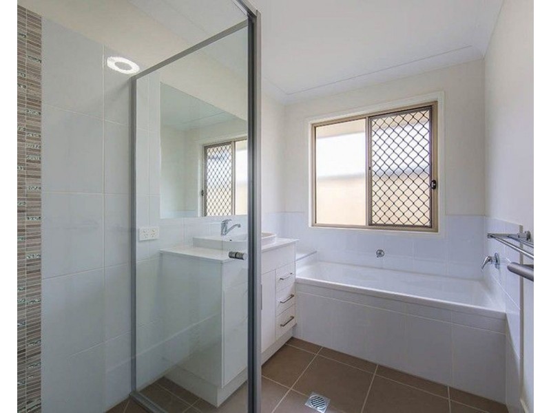 16 Roseanna Court, Bald Hills QLD 4036