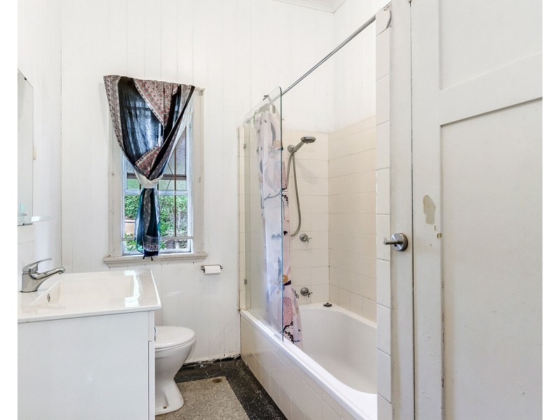 55 Hockings Street, Clayfield QLD 4011