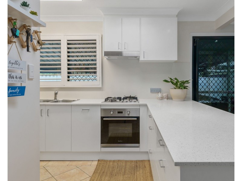 27 Roscommon Road, Boondall QLD 4034