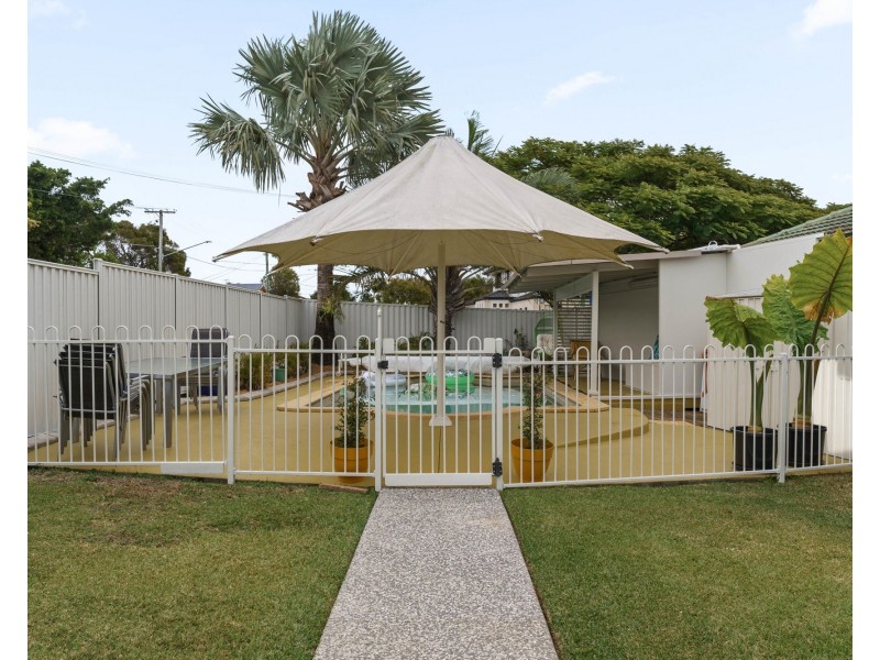 27 Roscommon Road, Boondall QLD 4034