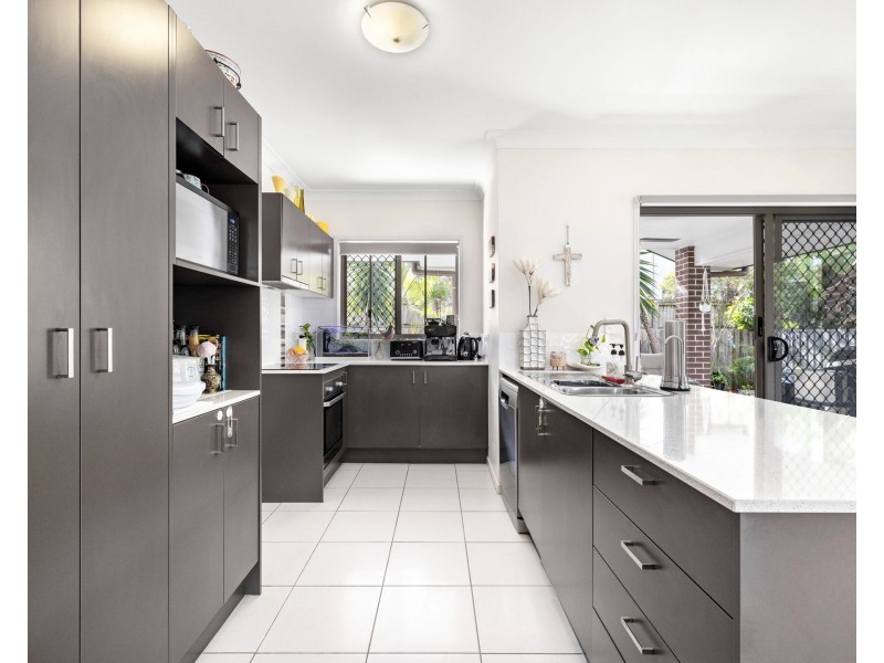 17/11-12 Tania Street, Bracken Ridge QLD 4017