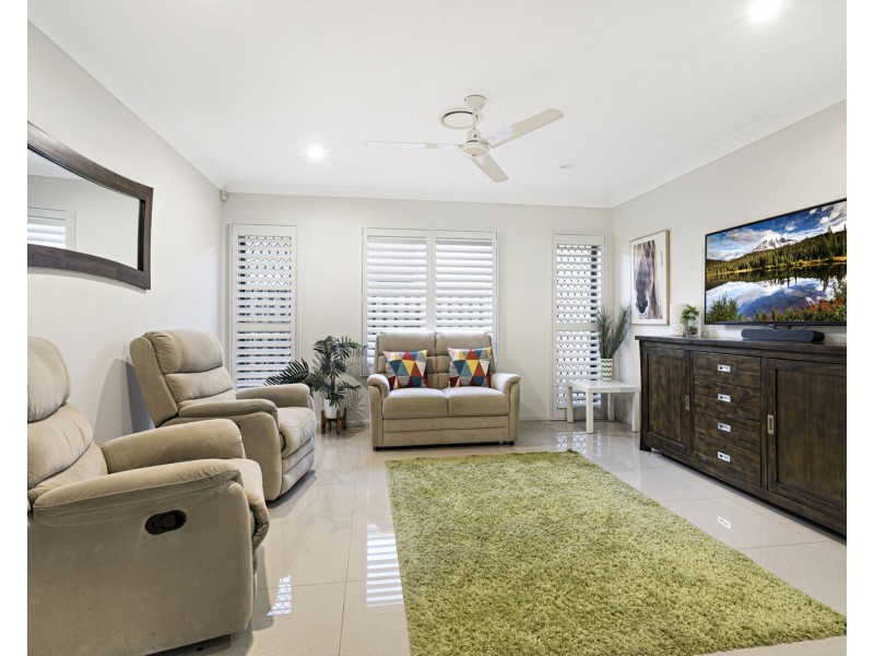 6 Belmore Court, Warner QLD 4500