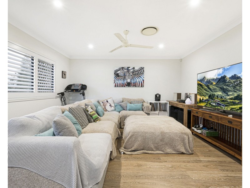 6 Belmore Court, Warner QLD 4500