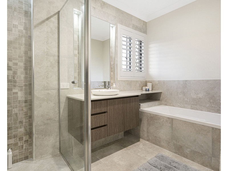 6 Belmore Court, Warner QLD 4500