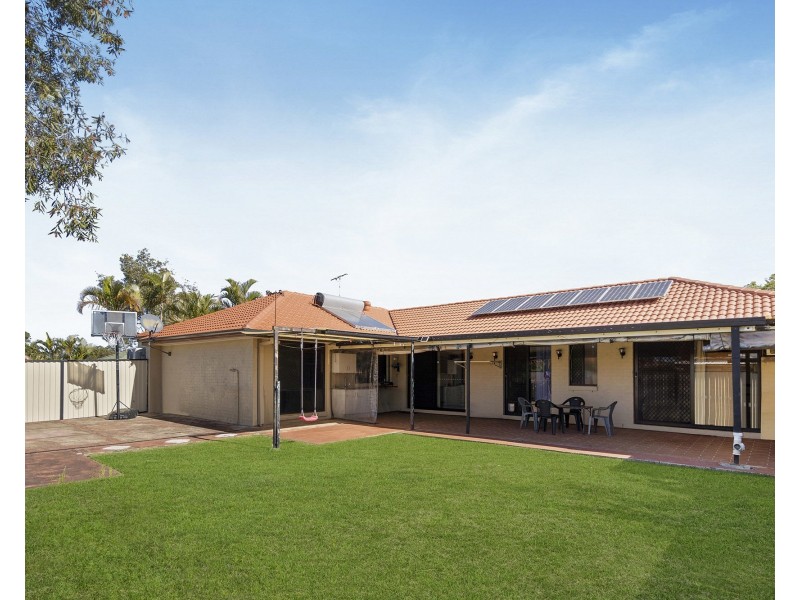 1 Greendale Place, Bracken Ridge QLD 4017