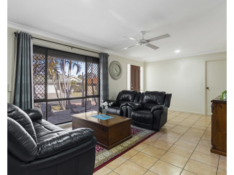 1 Greendale Place, Bracken Ridge QLD 4017