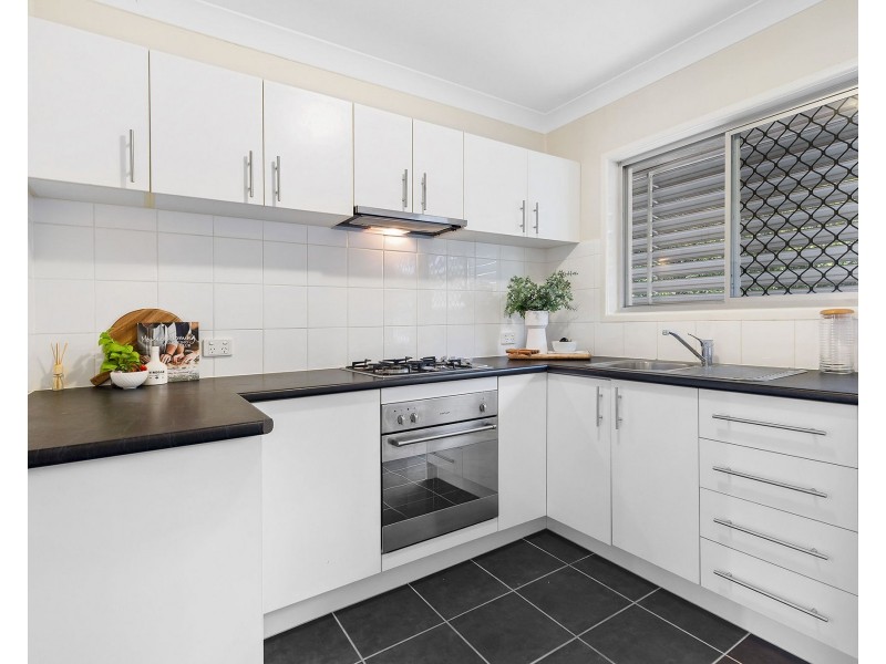 3/6 Roseglen Street, Greenslopes QLD 4120