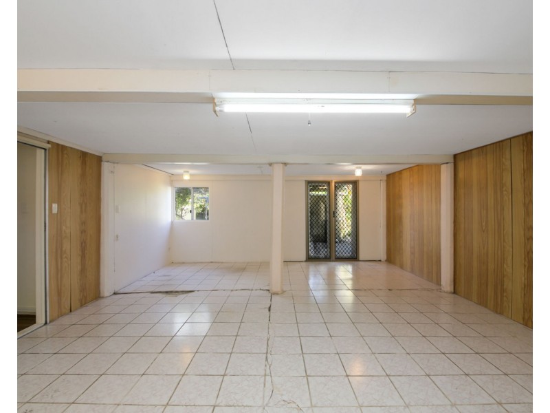 59 Hedge Street, Strathpine QLD 4500