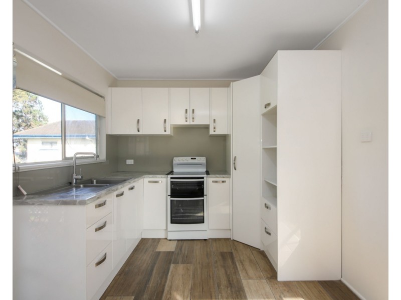 59 Hedge Street, Strathpine QLD 4500