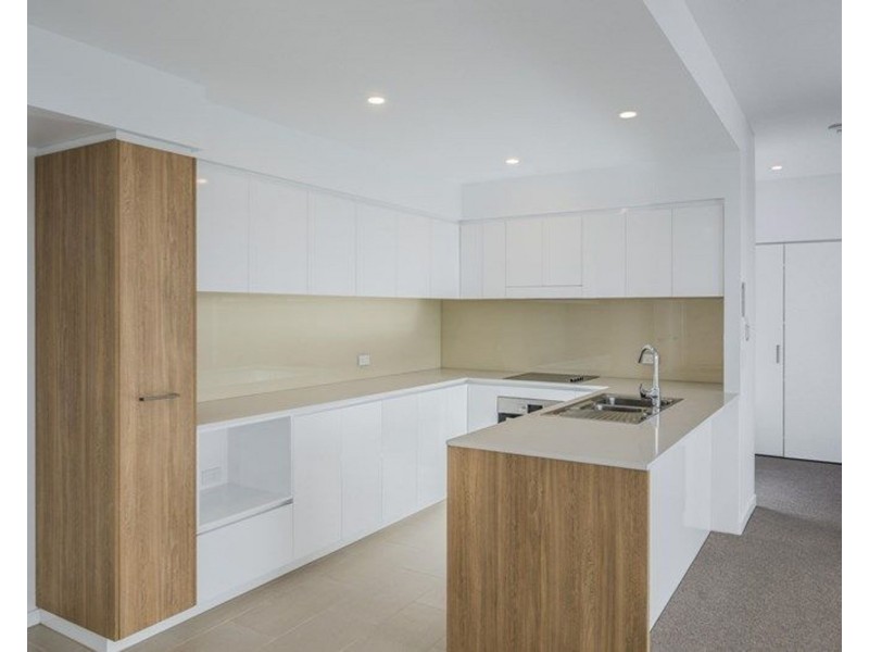 306/29 Kingsmill street, Chermside QLD 4032