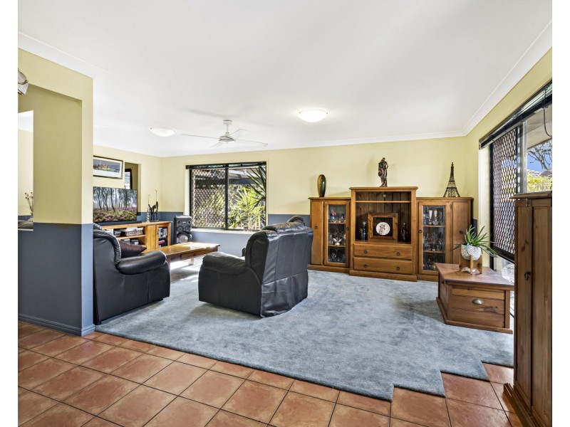 6 Cheshire Close, Bray Park QLD 4500