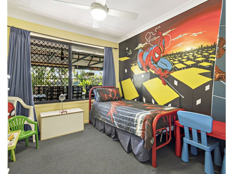 6 Cheshire Close, Bray Park QLD 4500