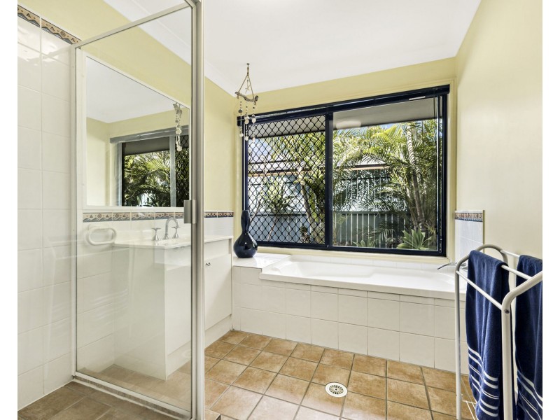 6 Cheshire Close, Bray Park QLD 4500