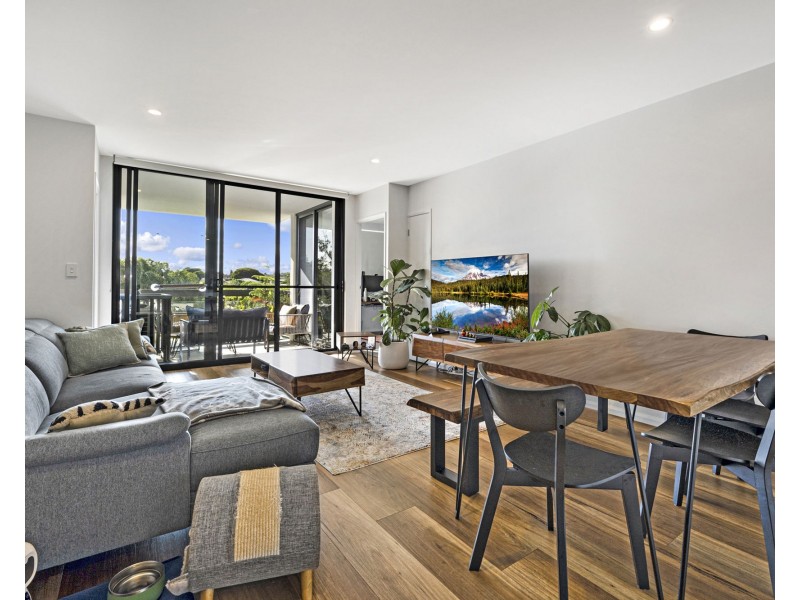 206/10 Curwen Terrace, Chermside QLD 4032