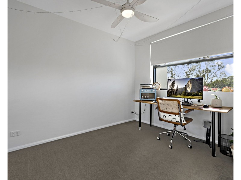 206/10 Curwen Terrace, Chermside QLD 4032