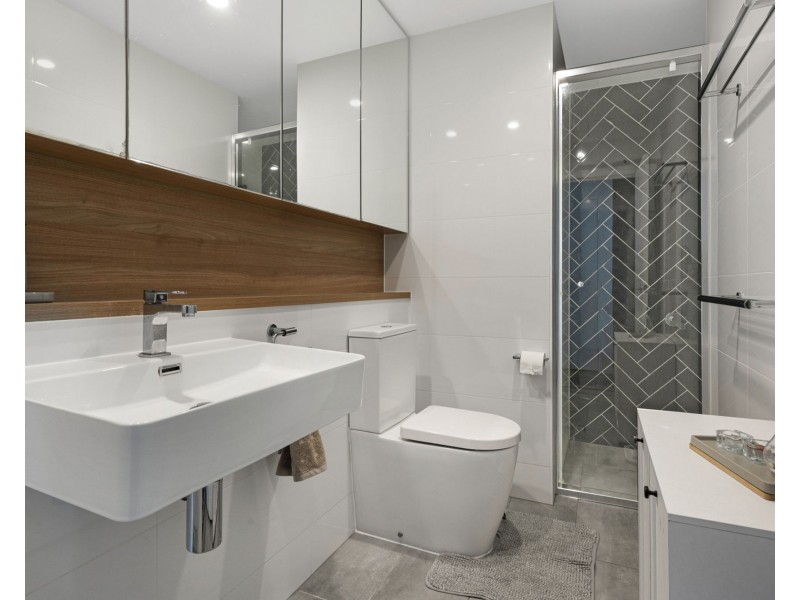 206/10 Curwen Terrace, Chermside QLD 4032