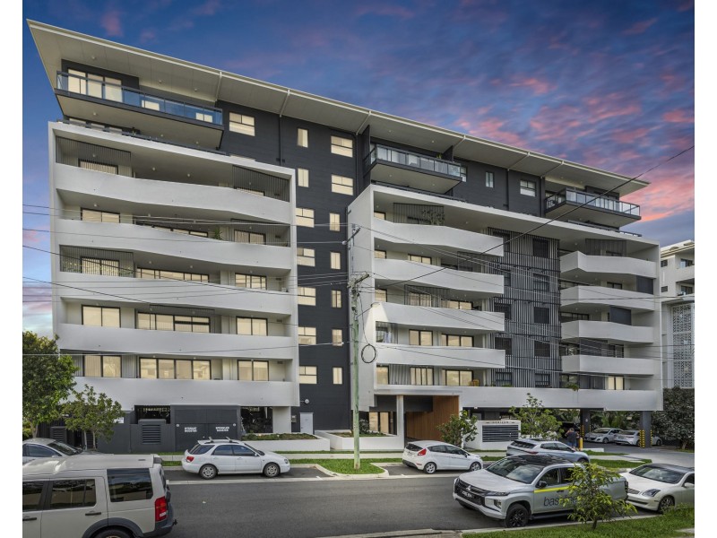 206/10 Curwen Terrace, Chermside QLD 4032