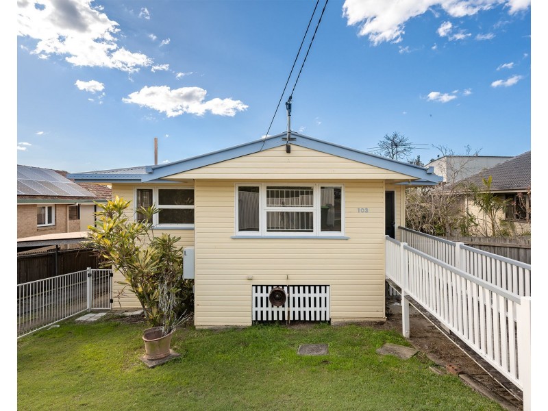 103 Armfield Street, Stafford QLD 4053