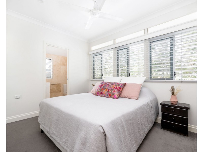 98 Dunne Street, Brighton QLD 4017