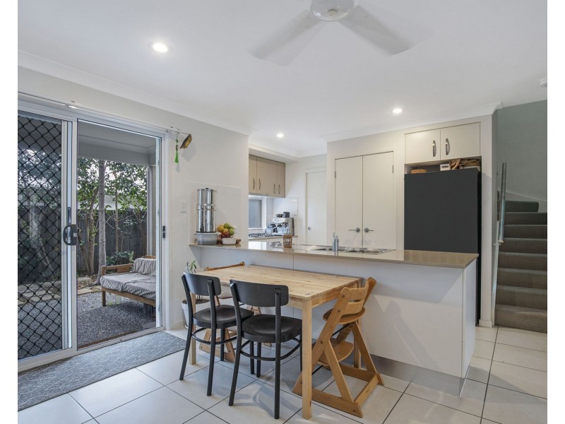 24/111 Cowie Road, Carseldine QLD 4034