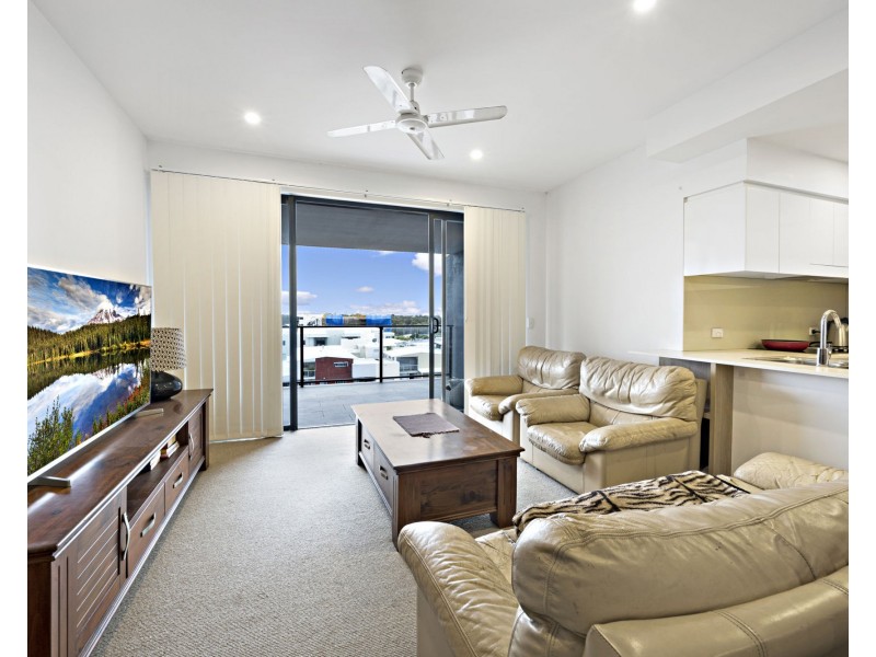 803/27 Kingsmill Street, Chermside QLD 4032