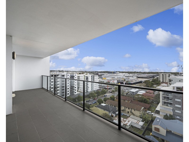 803/27 Kingsmill Street, Chermside QLD 4032