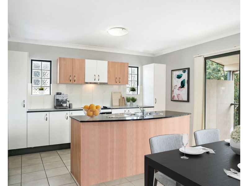 2/397 Rode Road, Chermside QLD 4032